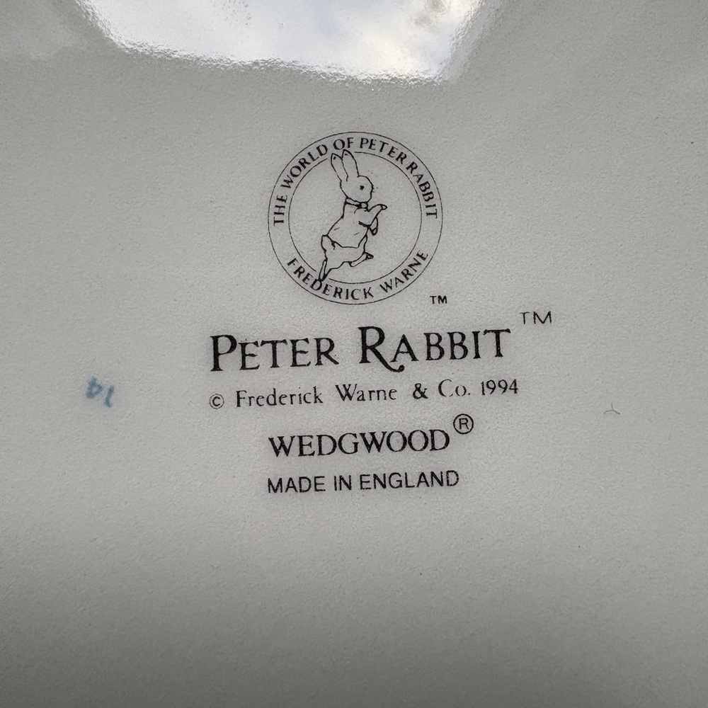 🩵Vintage Wedgwood Peter Rabbit Birthday Collector Plate NIB 1996 Made in England - Picture 9 of 12